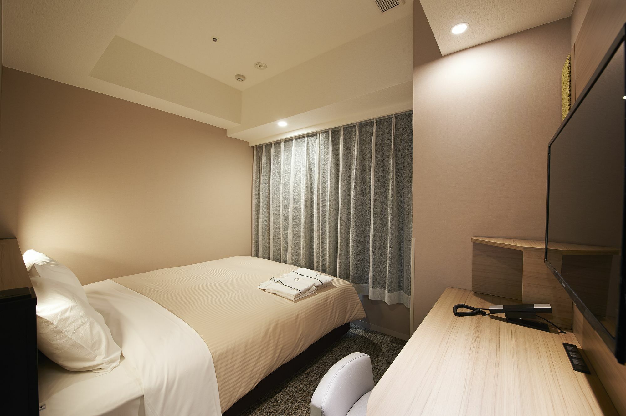 Sotetsu Fresa Inn Tokyo Kanda Exteriör bild