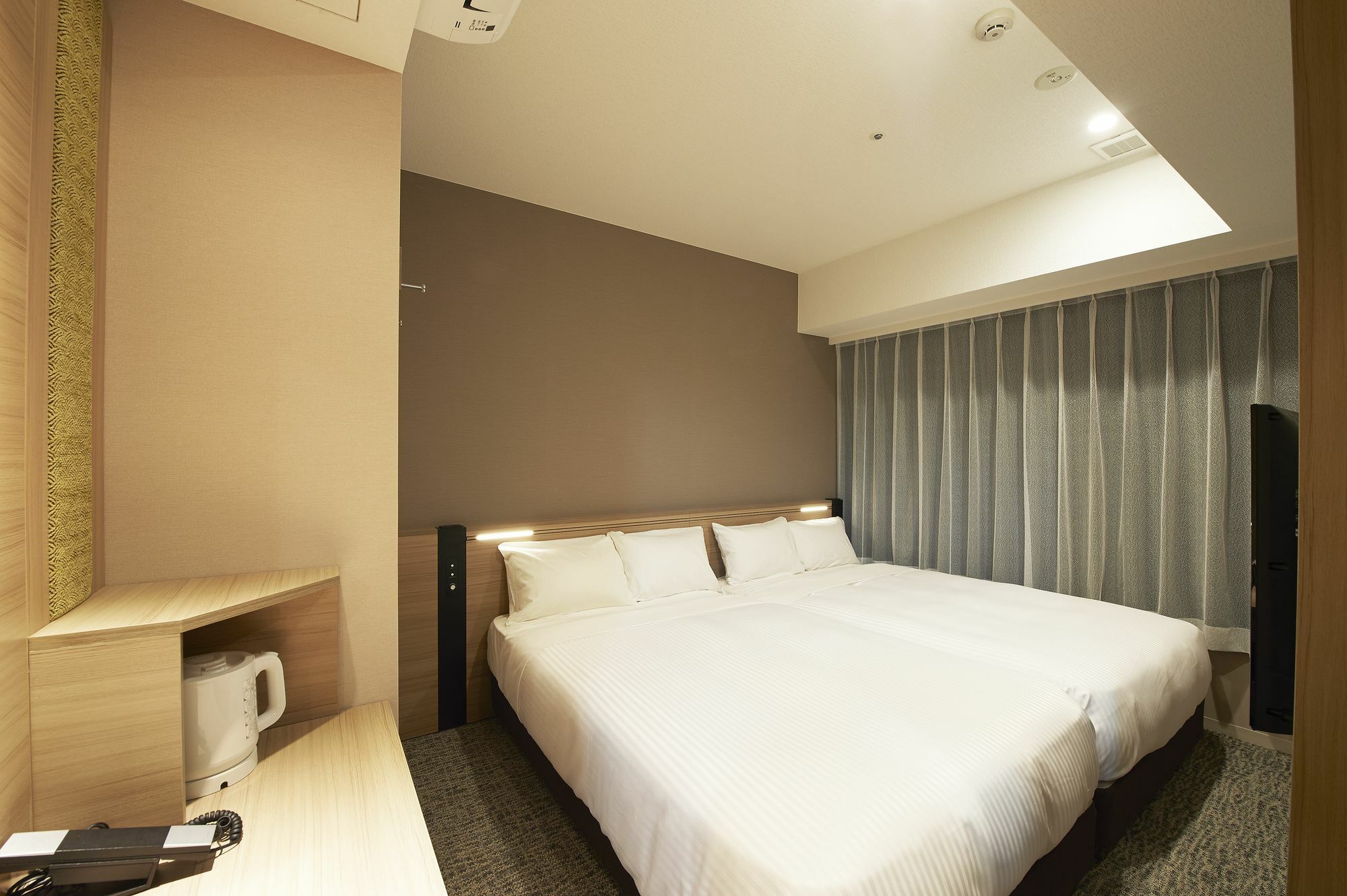 Sotetsu Fresa Inn Tokyo Kanda Exteriör bild